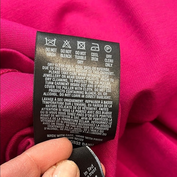 TED BAKER NWOT Fuchsia Fit and Flare Midi Dress Gold Hardware, Size 8 - Picture 12 of 12